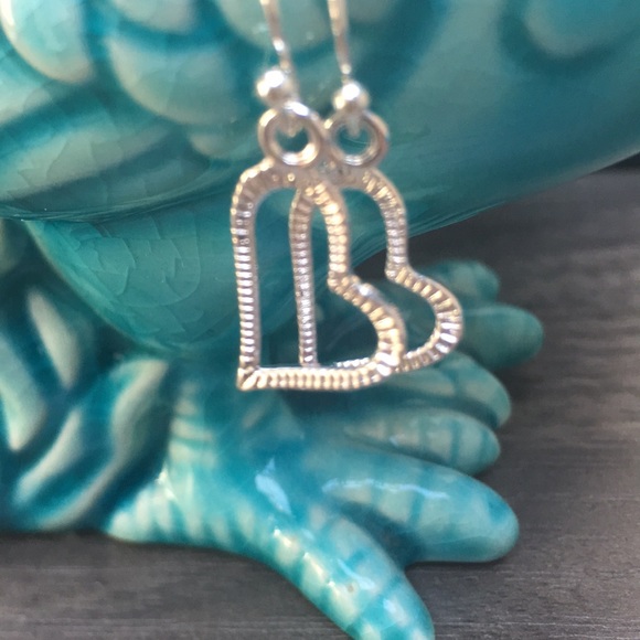 Dainty Pair of Textured Heart Drop Earrings - Picture 4 of 4